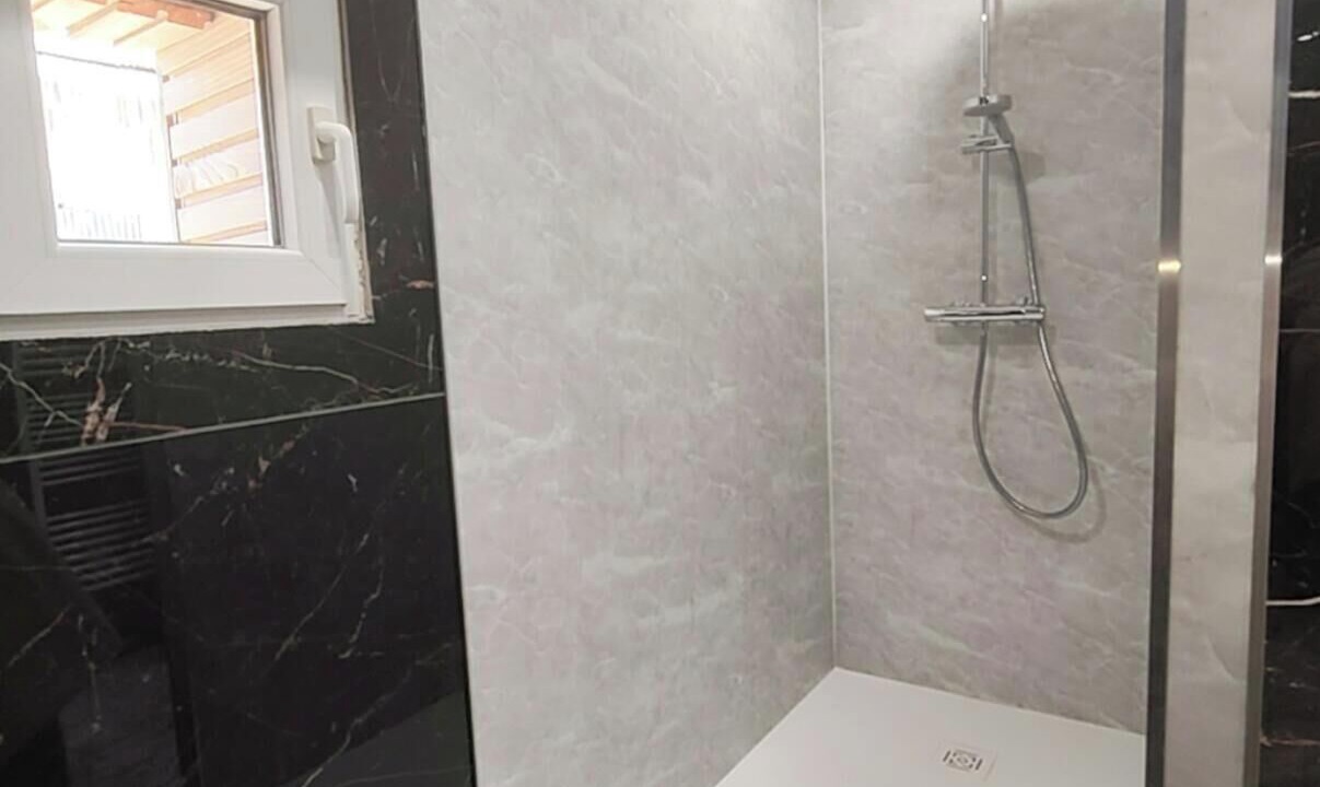 Photo of Bathroom in Biville-sur-Mer