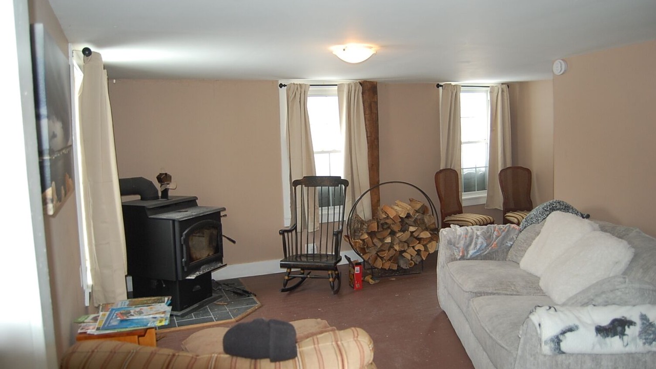 Photo of Livingroom in Weston