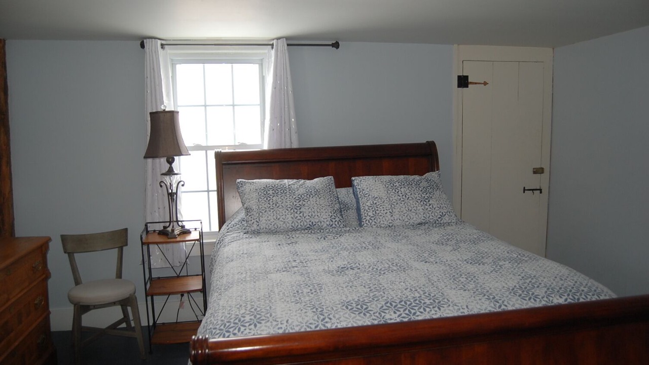 Photo of Bedroom in Weston