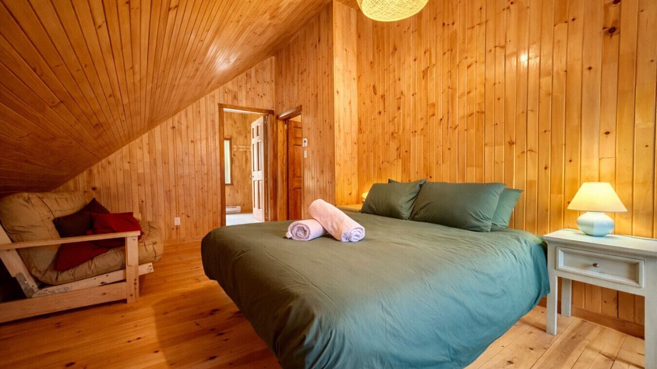 Photo of Bedroom in Mandeville