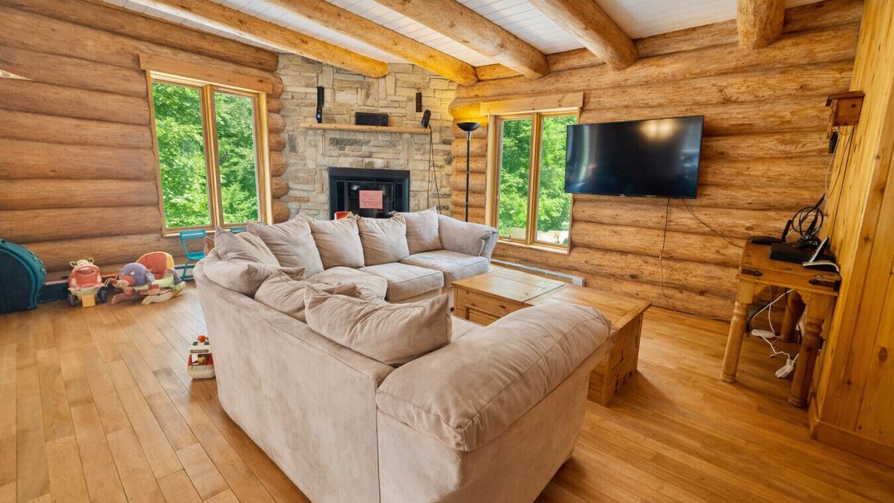 Photo of Livingroom in Mandeville