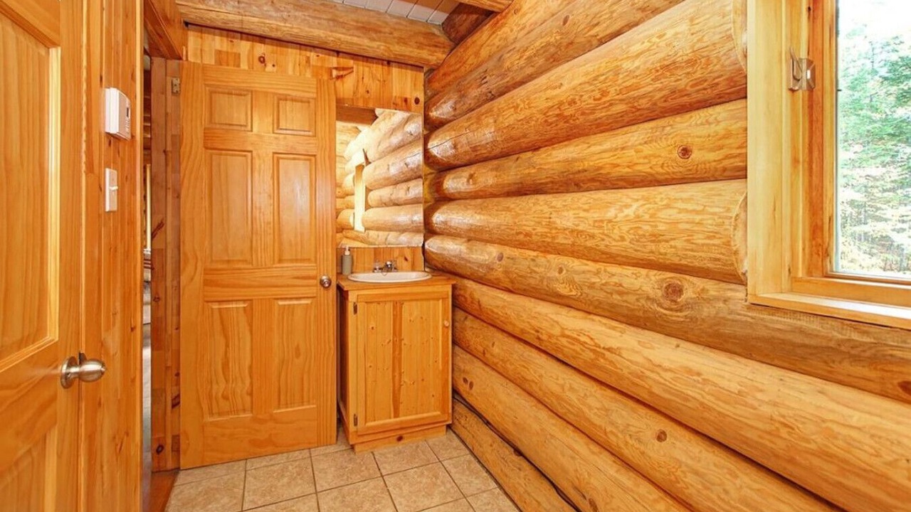 Photo of Bathroom in Mandeville