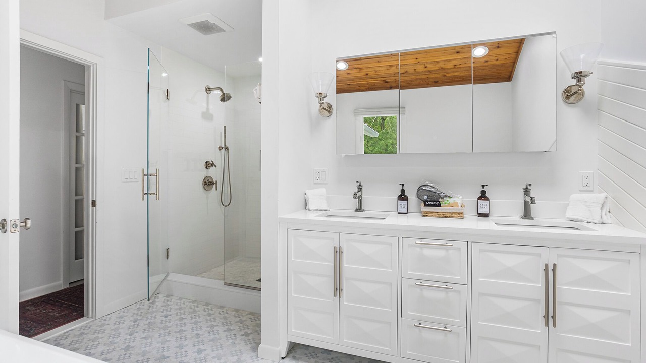 Photo of Bathroom in Weston