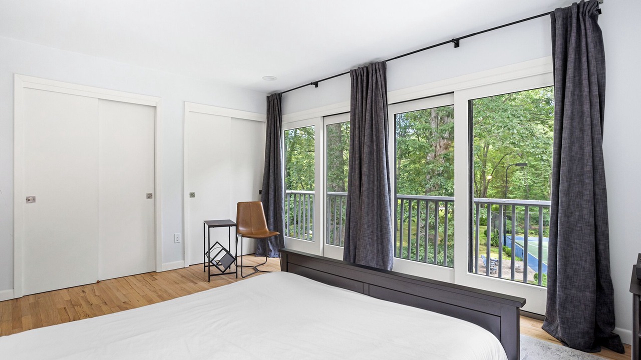 Photo of Bedroom in Weston