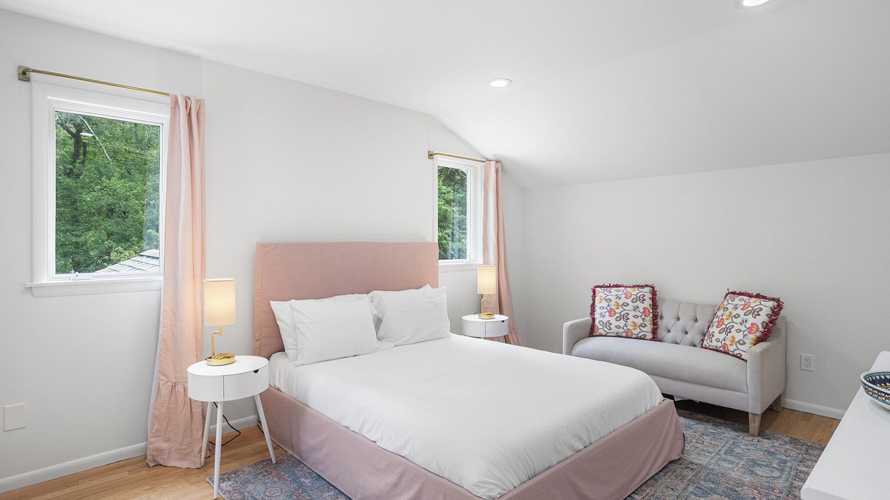 Photo of Bedroom in Weston