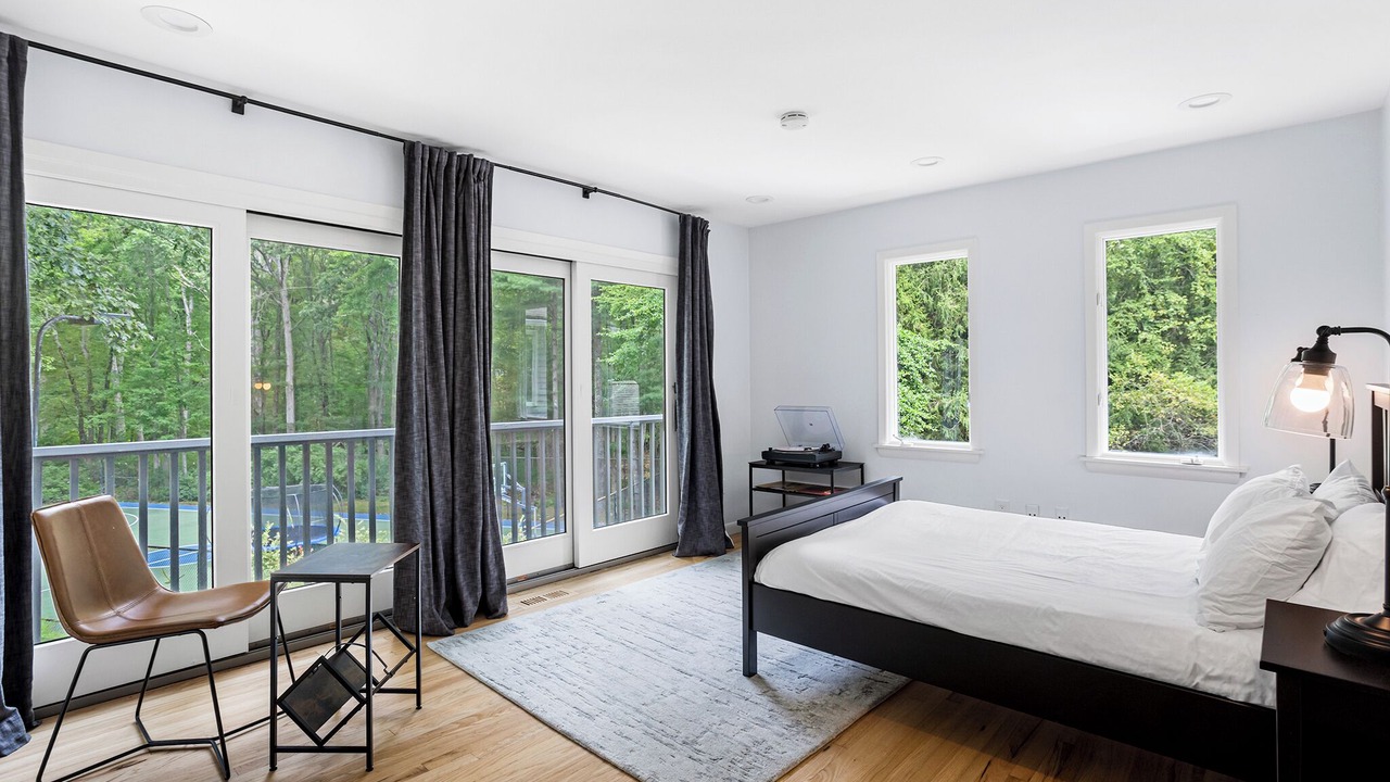 Photo of Bedroom in Weston