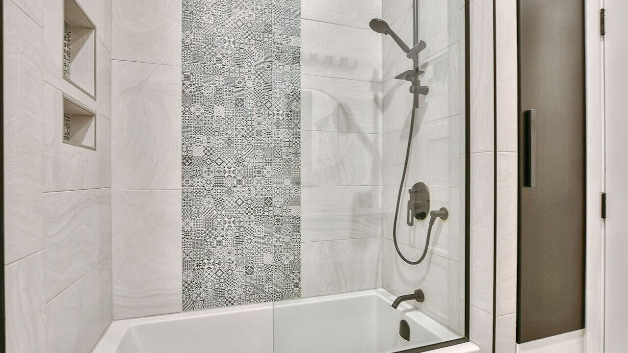 Photo of Bathroom in Entrelacs