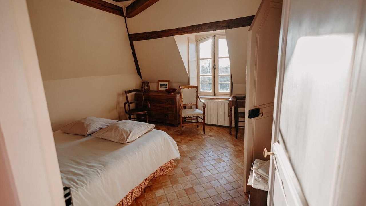 Photo of Bedroom in Roumare