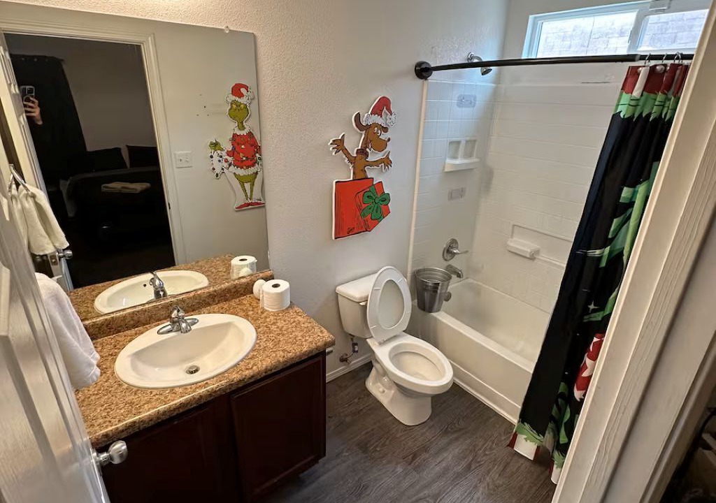 Photo of Bathroom in Westgate Heights