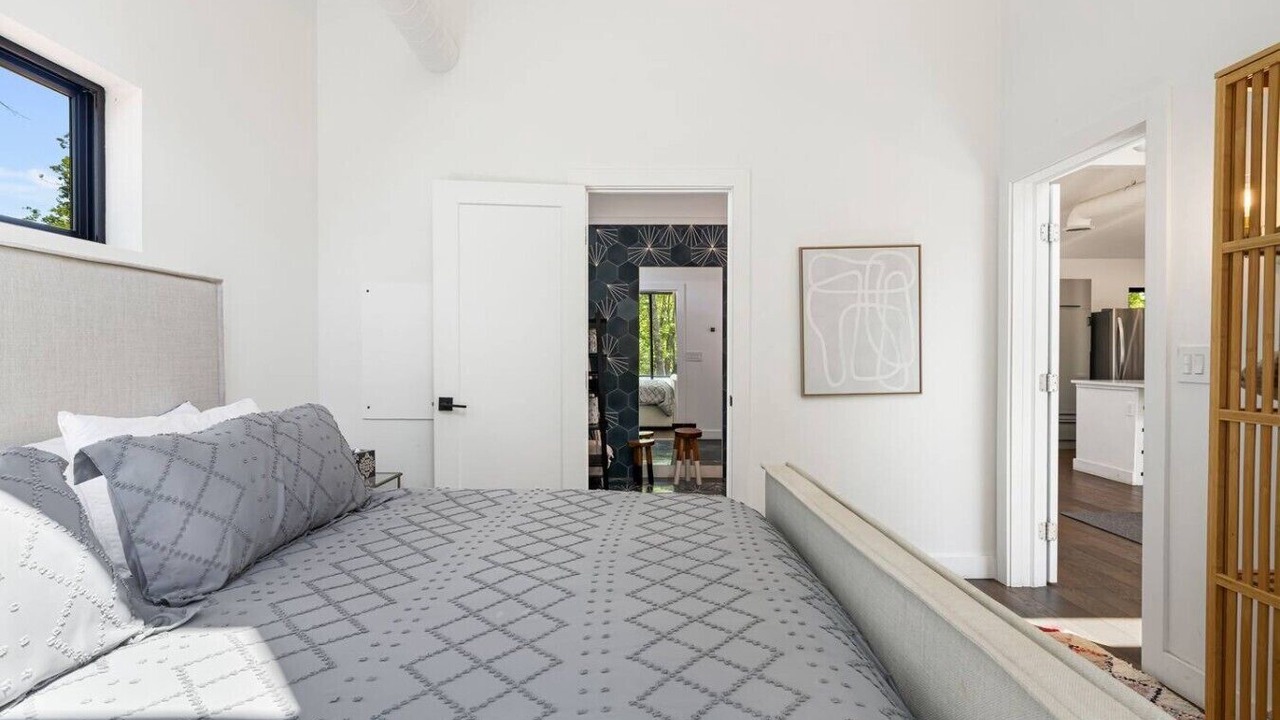 Photo of Bedroom in Old Fort