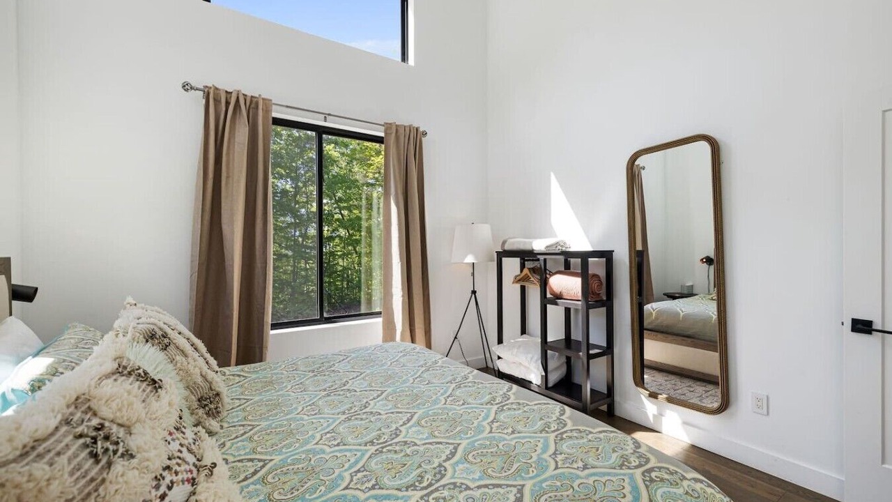 Photo of Bedroom in Old Fort