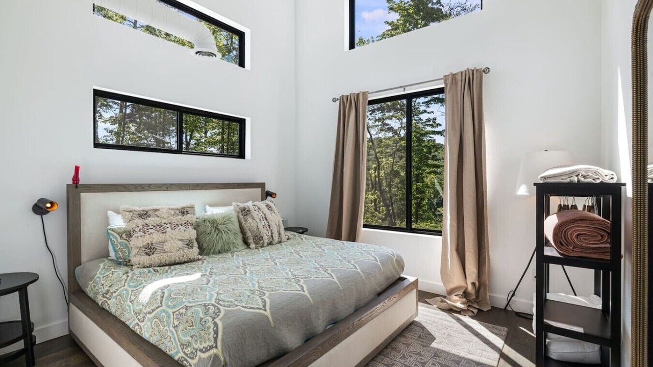 Photo of Bedroom in Old Fort