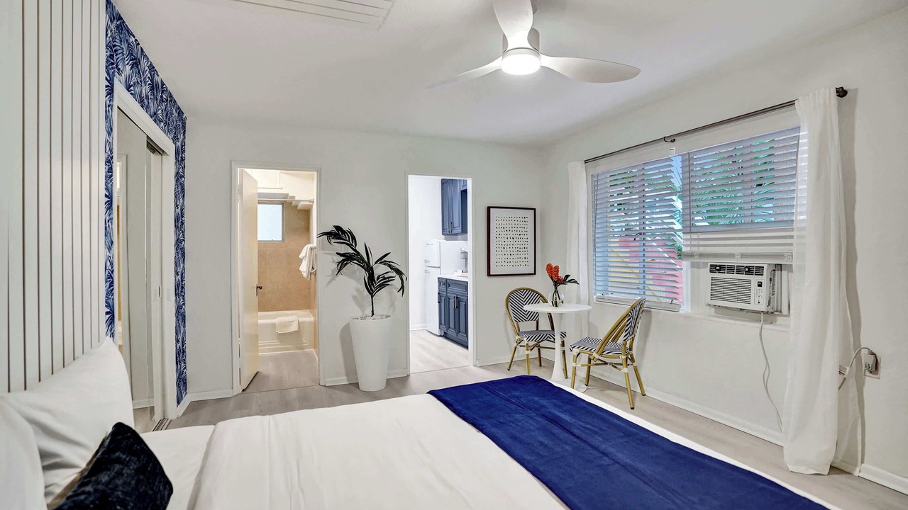Photo of Bedroom in Lake Worth