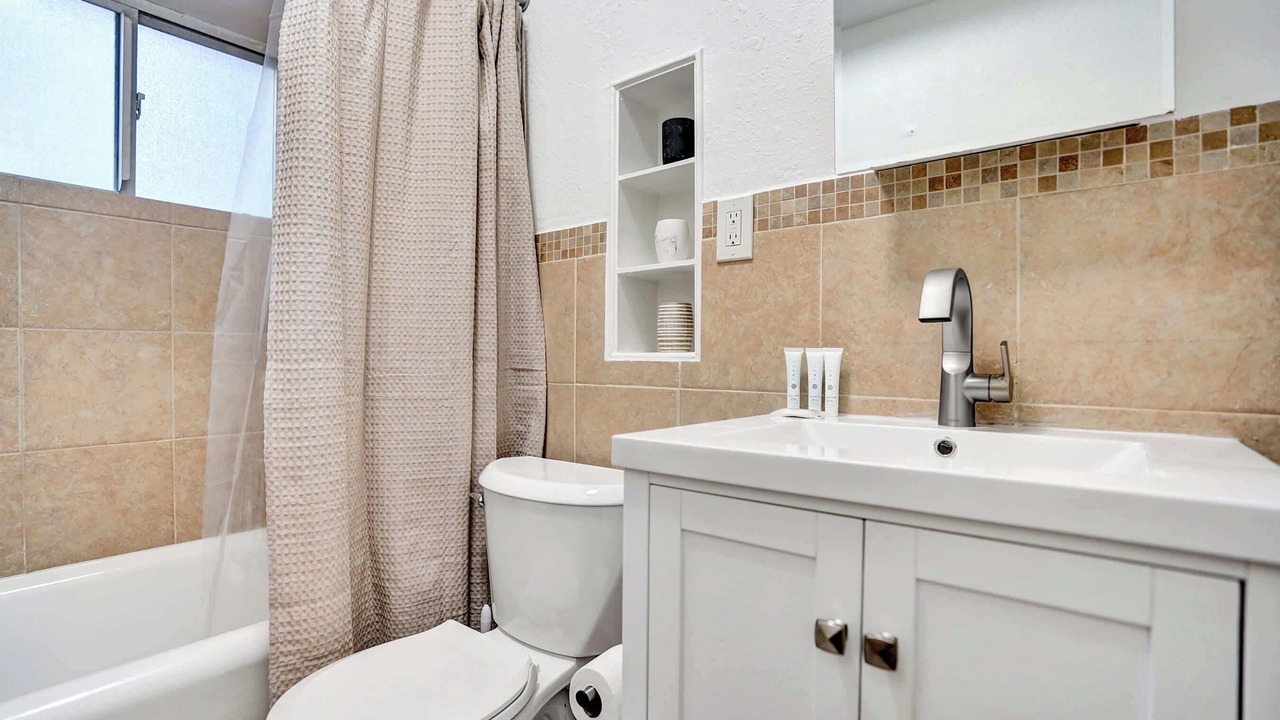 Photo of Bathroom in Lake Worth