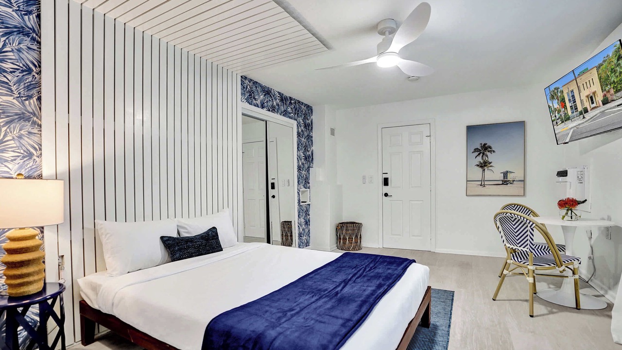 Photo of Bedroom in Lake Worth