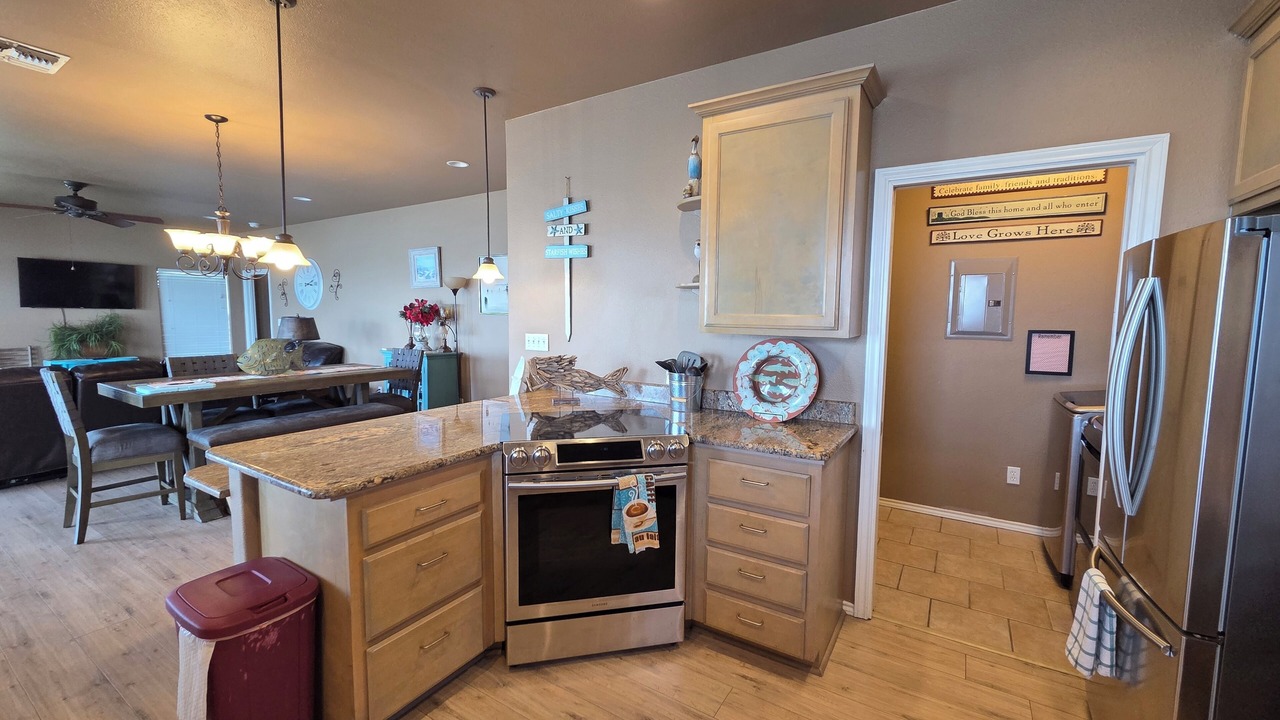 Photo of Kitchen in Taft