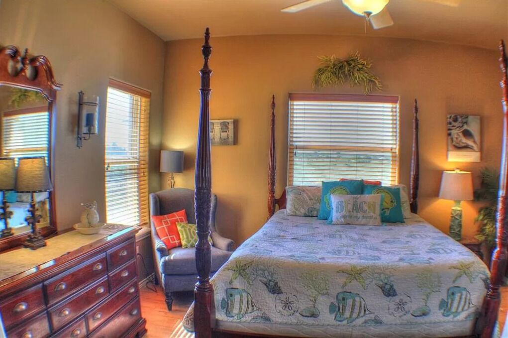 Photo of Bedroom in Taft