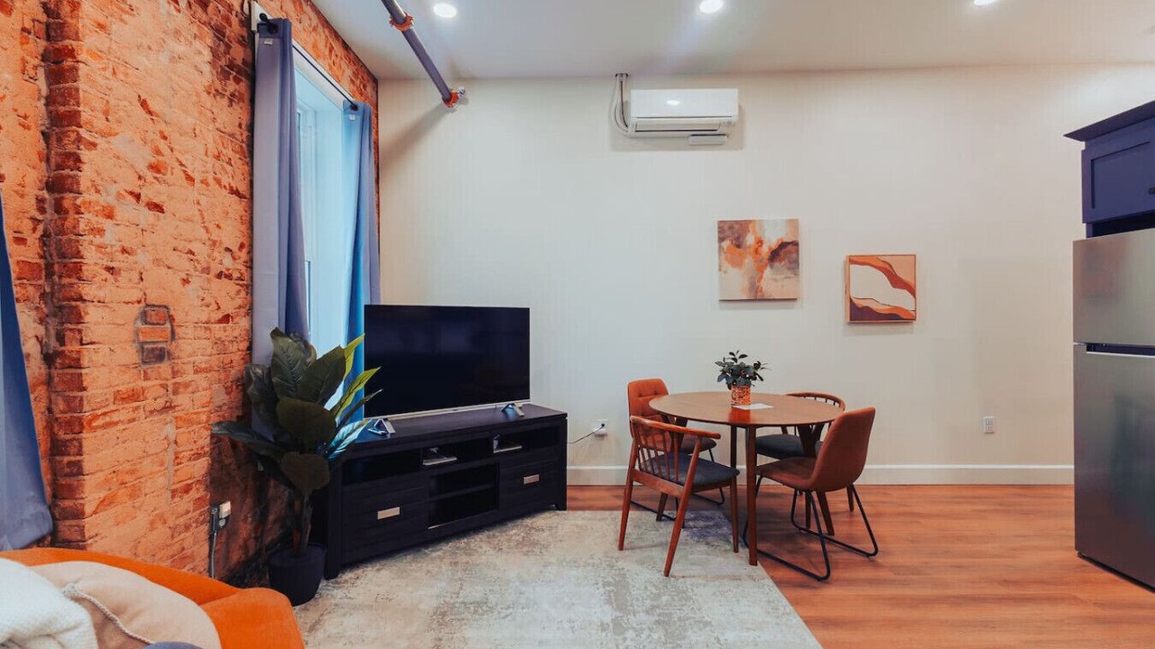 Photo of Livingroom in Millersburg