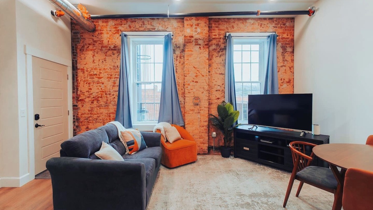 Photo of Livingroom in Millersburg