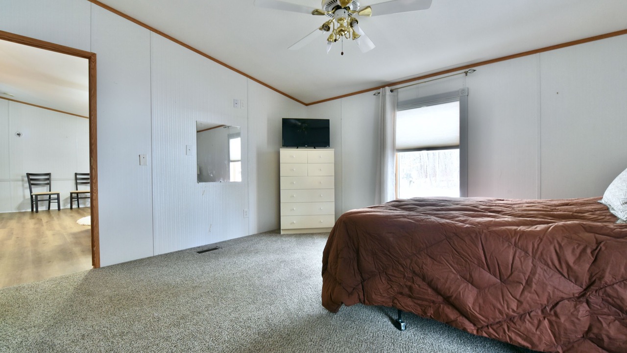 Photo of Bedroom in Broadalbin