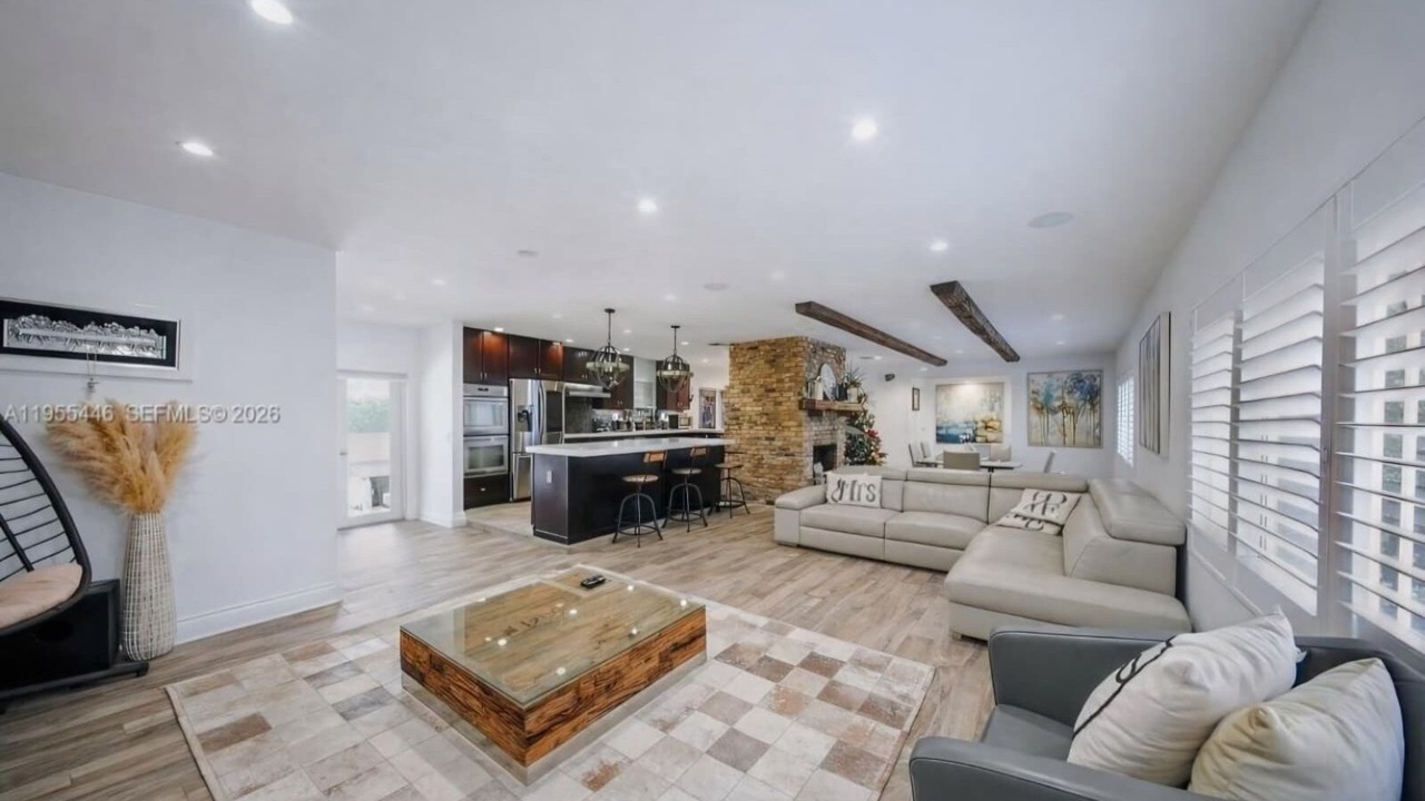 Photo of Livingroom in Tamiami