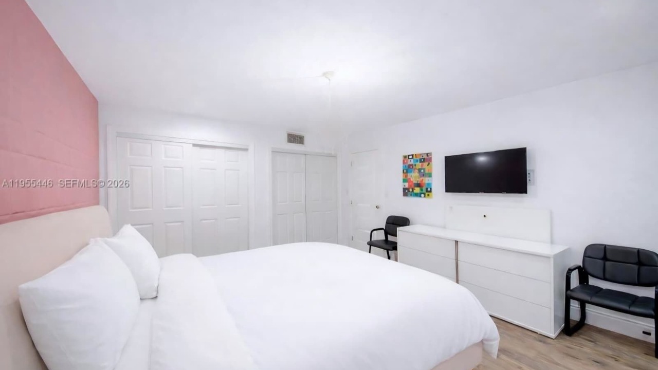 Photo of Bedroom in Tamiami
