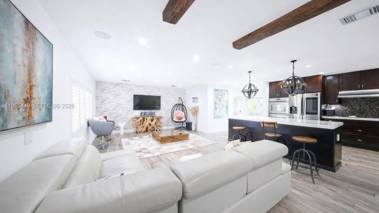Photo of Livingroom in Tamiami