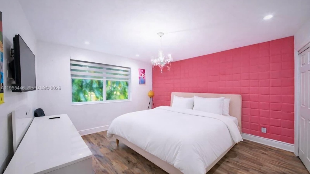 Photo of Bedroom in Tamiami