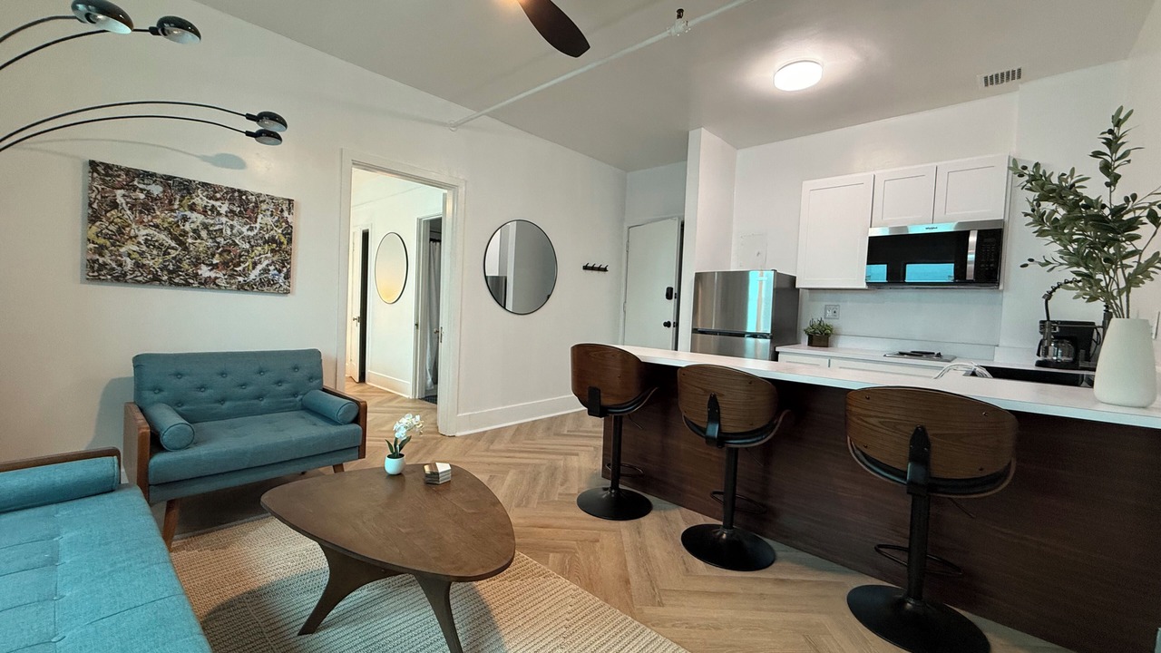Photo of Livingroom in Downtown Klamath Falls