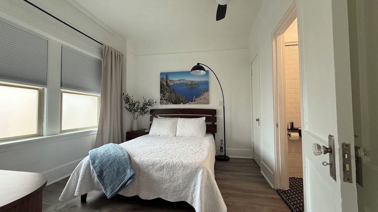Photo of Bedroom in Downtown Klamath Falls