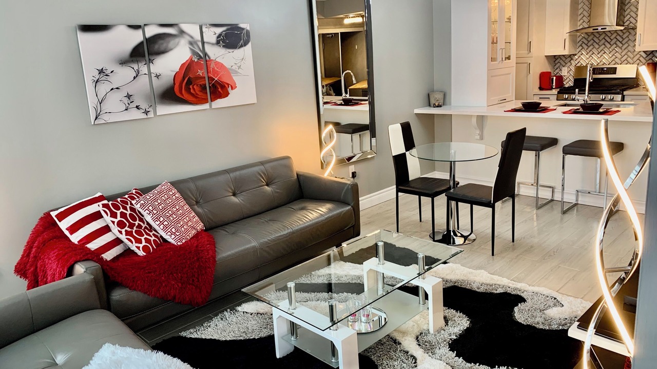 Photo of Livingroom in Central Waterfront