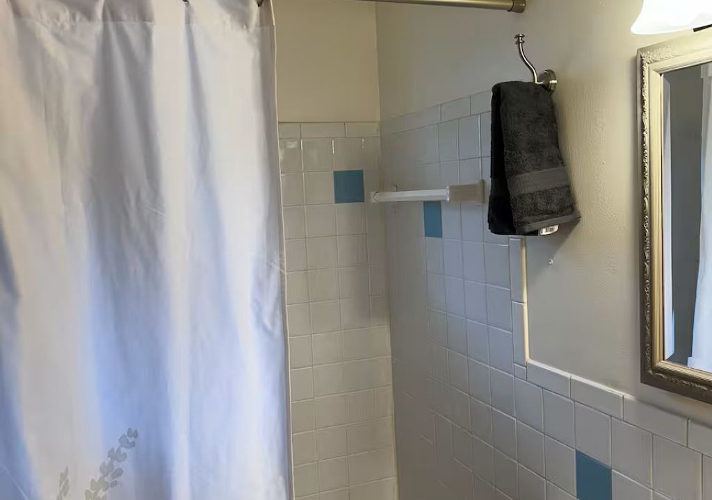 Photo of Bathroom in West Akron