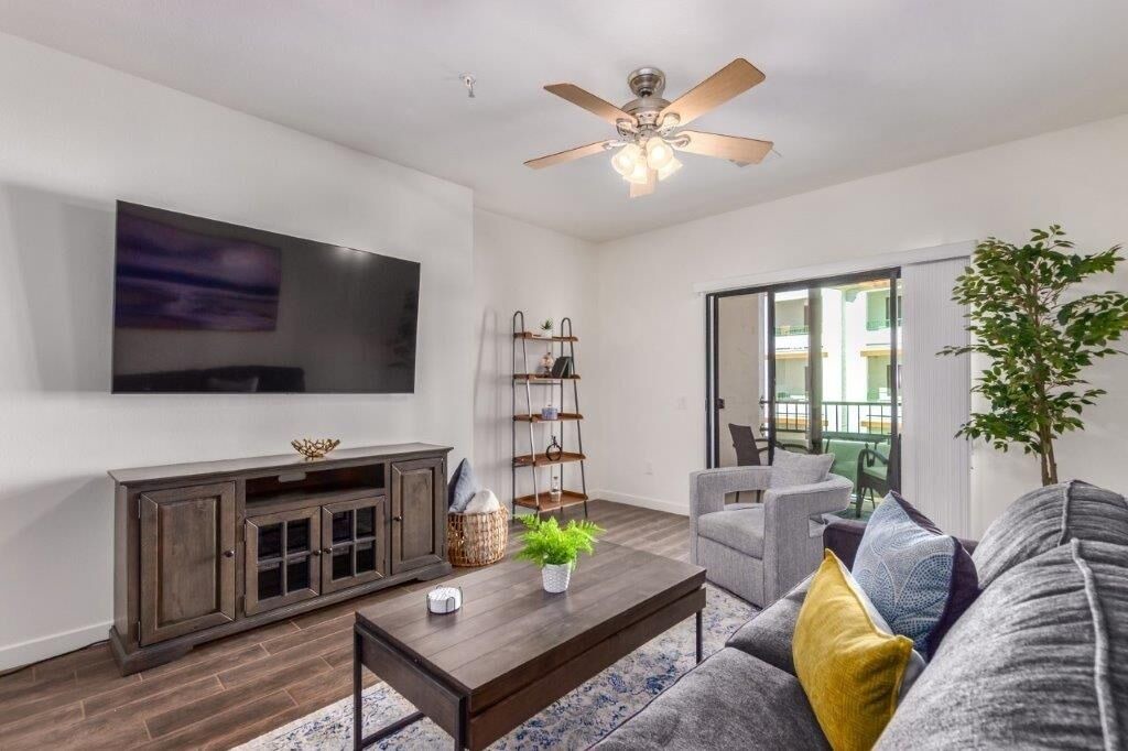 Photo of Livingroom in Ocotillo