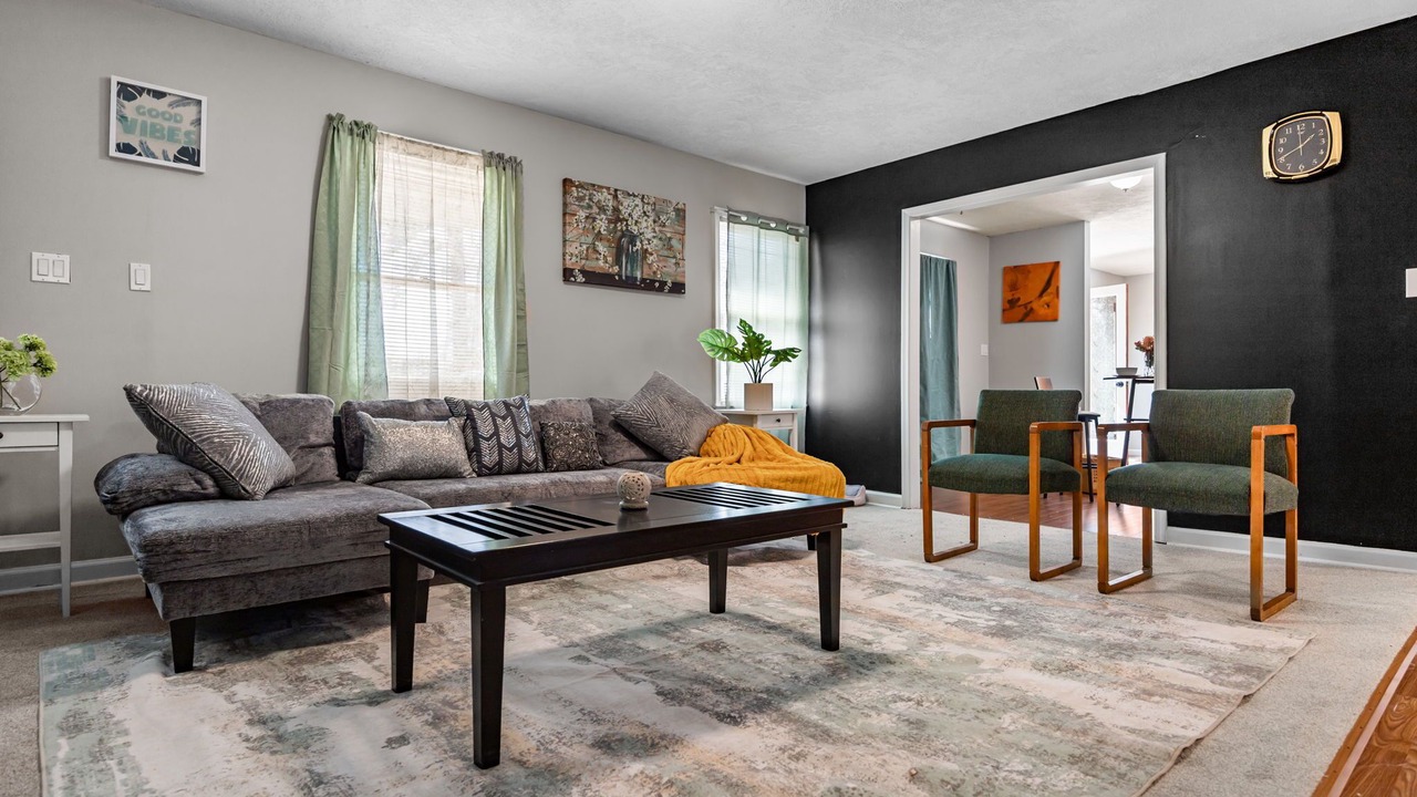 Photo of Livingroom in Cary