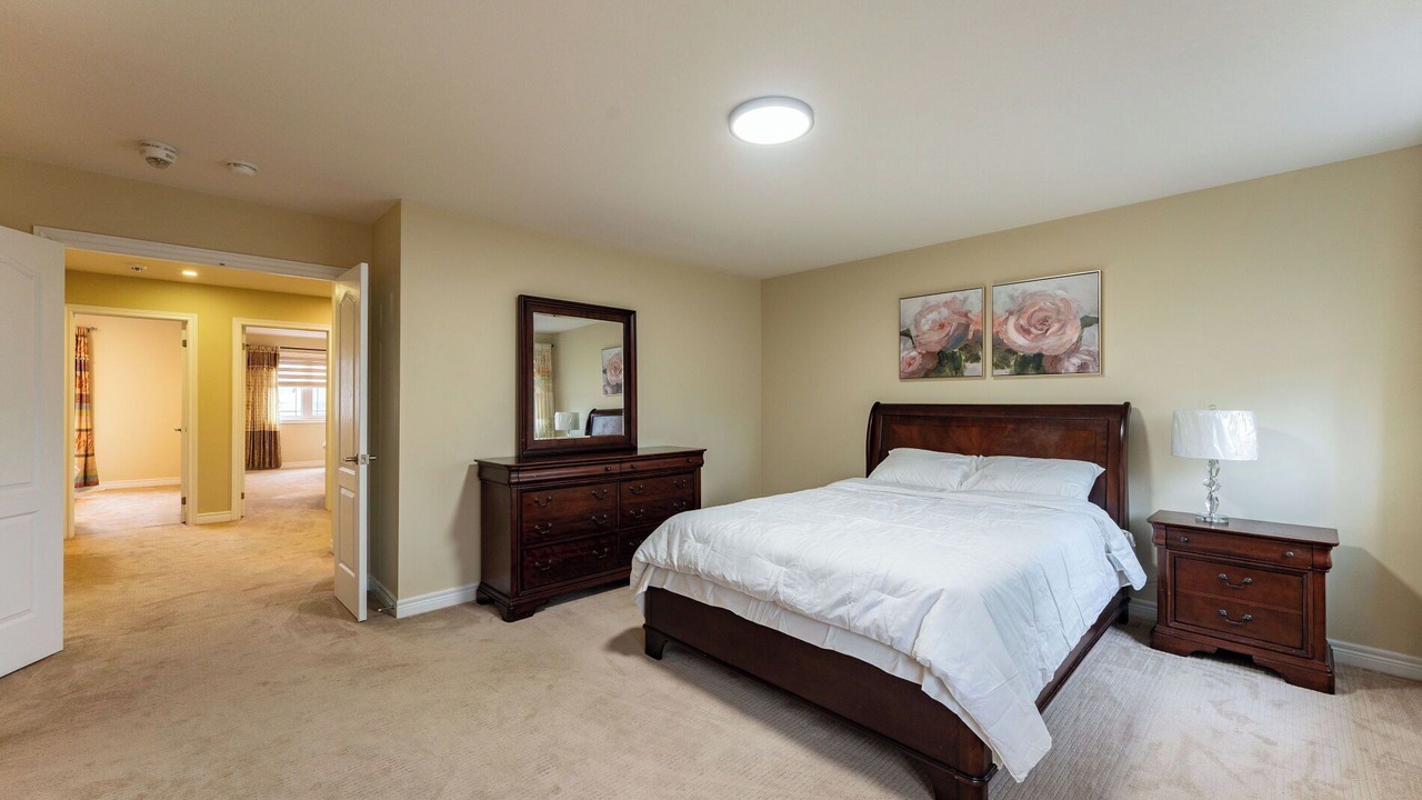 Photo of Bedroom in Lakeview