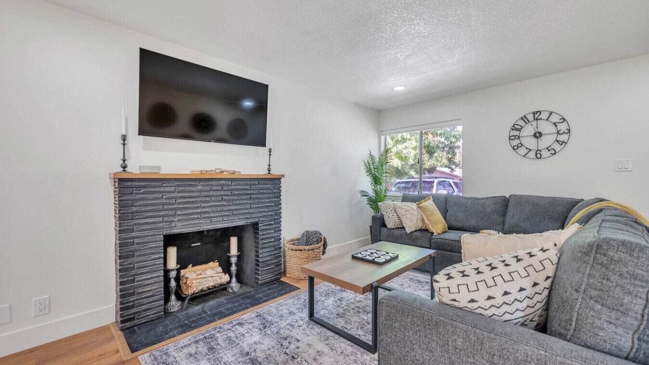 Photo of Livingroom in Roseville