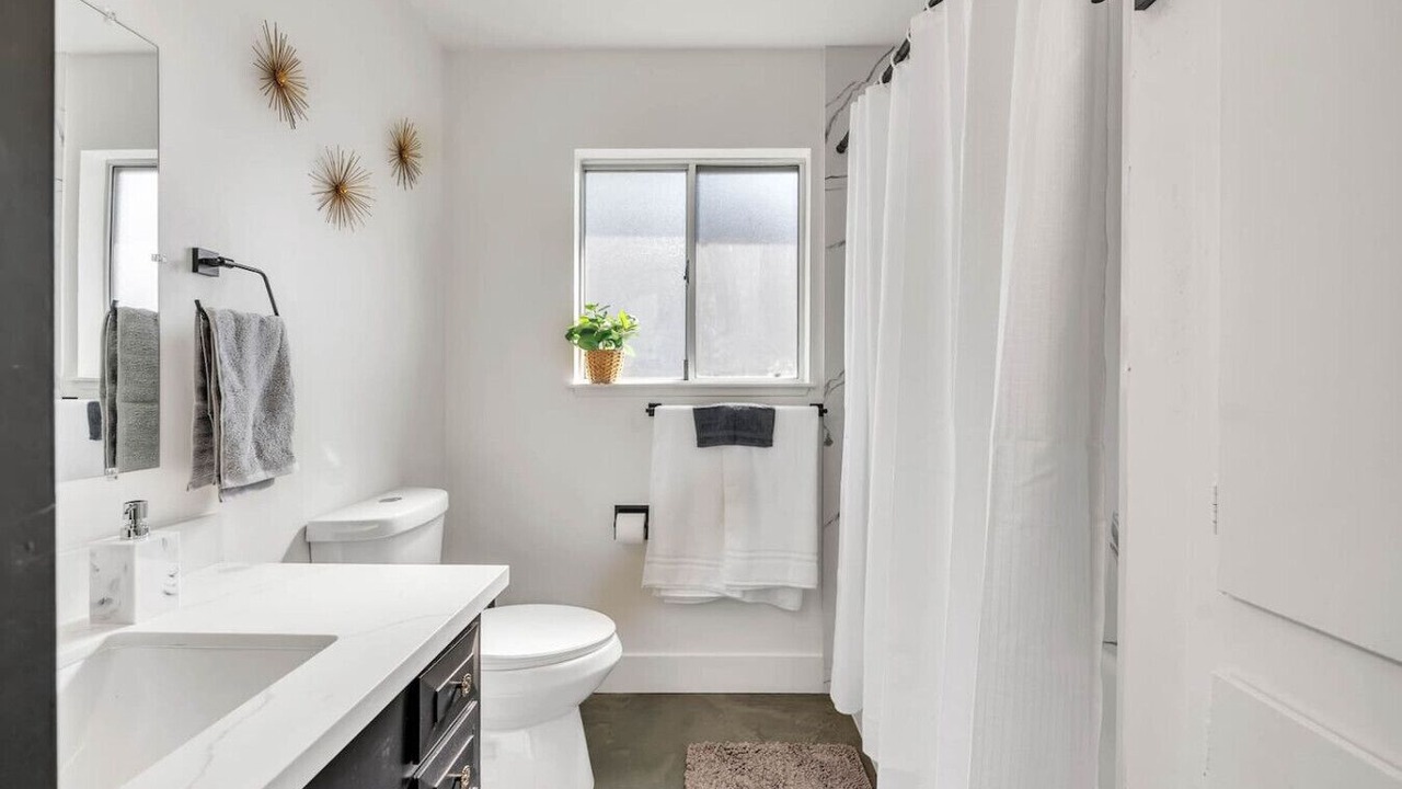 Photo of Bathroom in Roseville