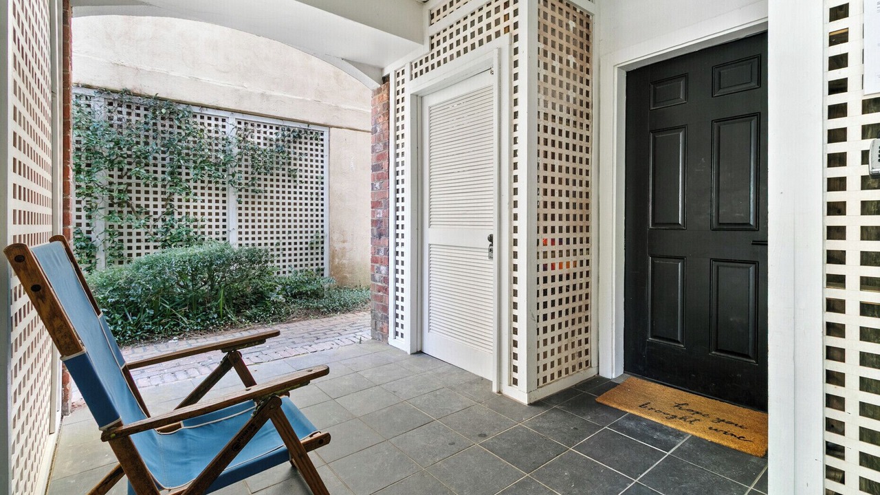 Photo of Patio Balcony in Beachwood East