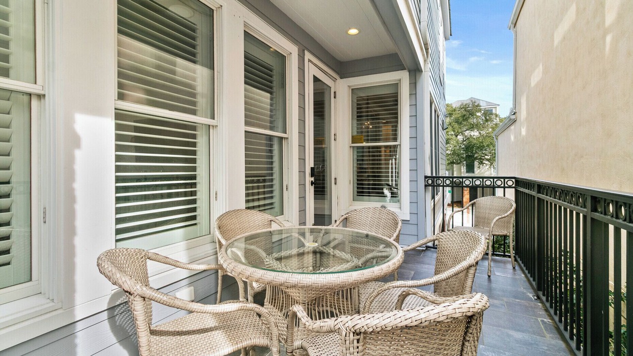 Photo of Outdoor in Beachwood East