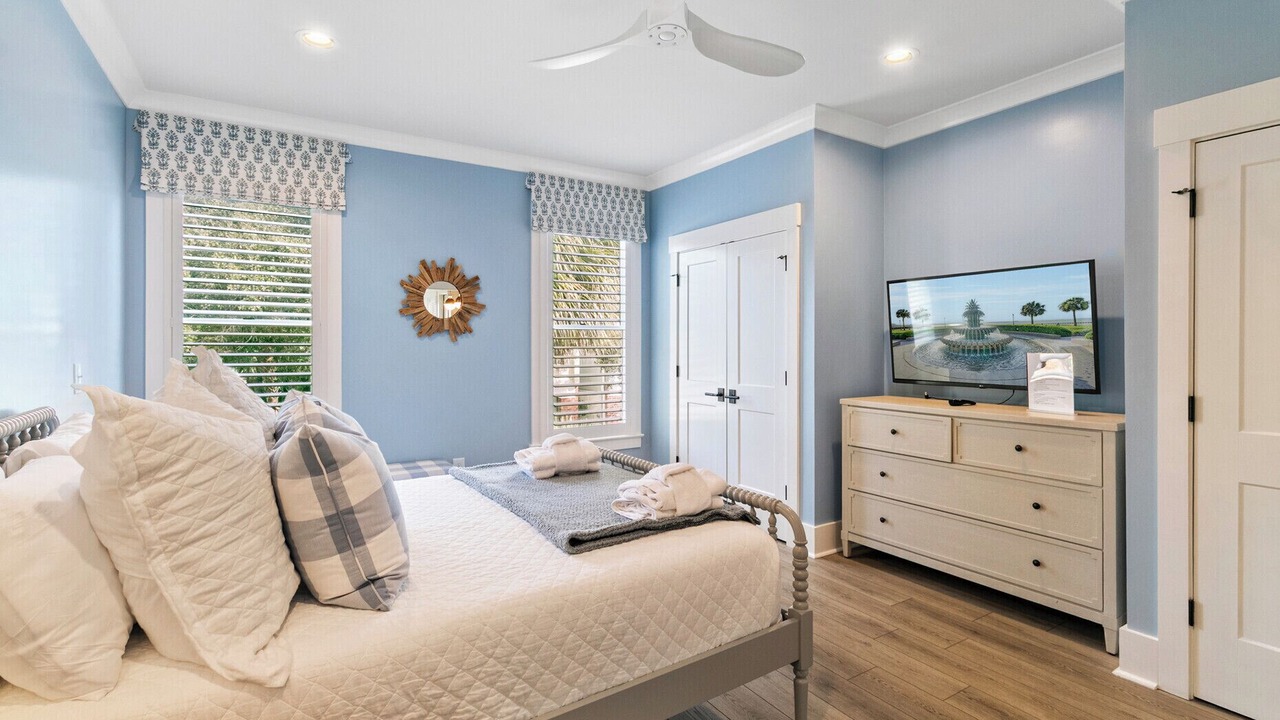 Photo of Bedroom in Beachwood East