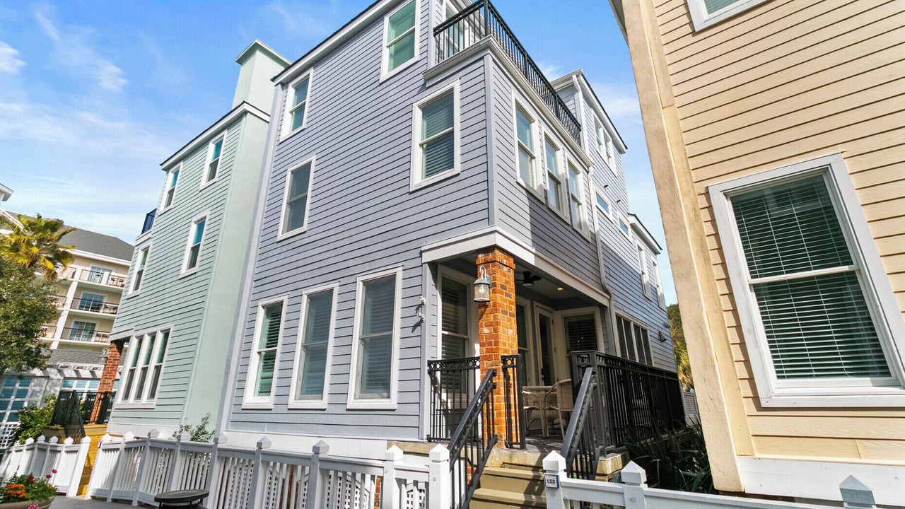 Photo of Outdoor in Beachwood East