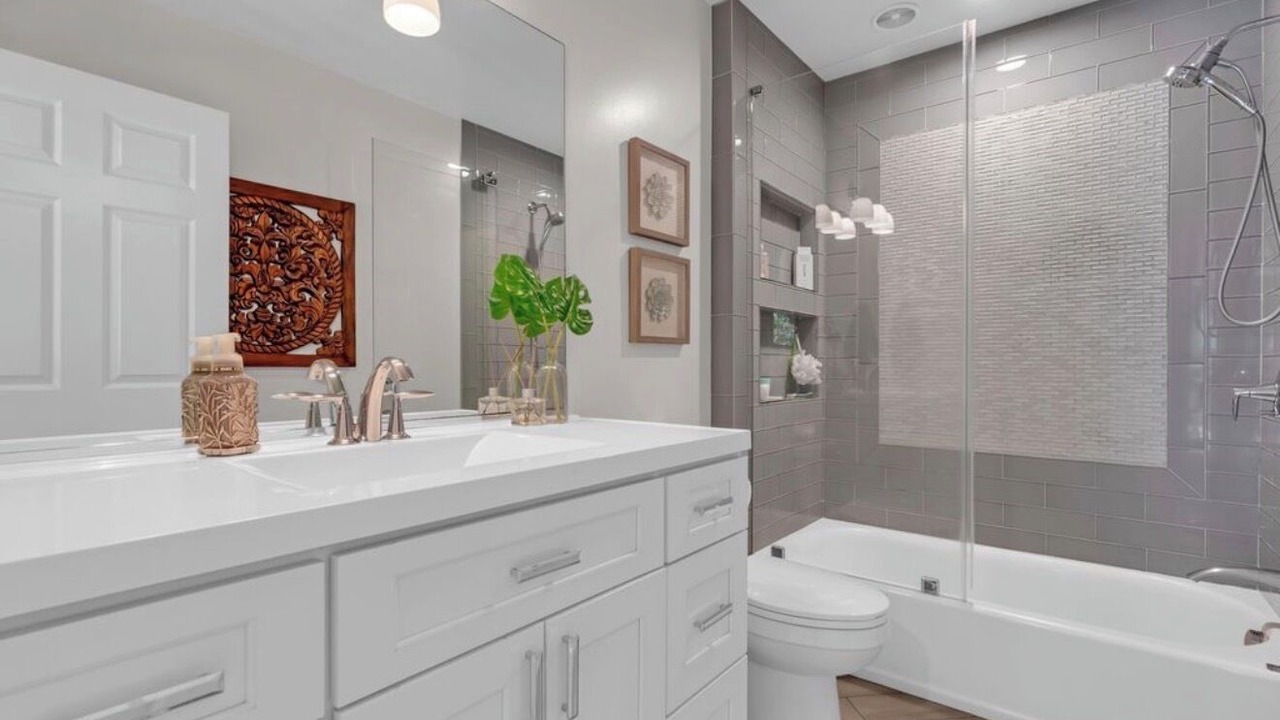 Photo of Bathroom in Stone Tavern