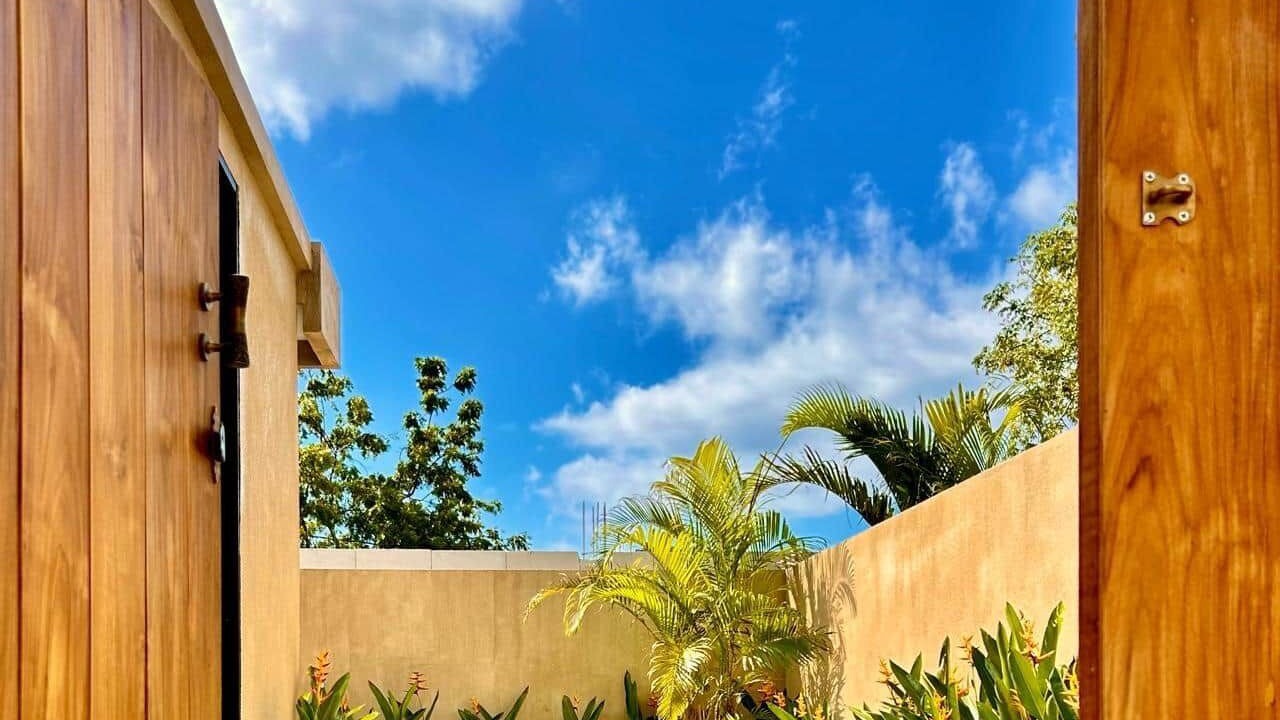 Photo of Others in Mushroom Bay