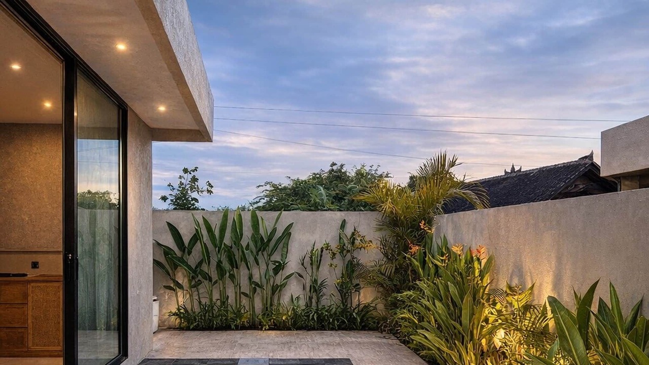 Photo of Outdoor in Mushroom Bay