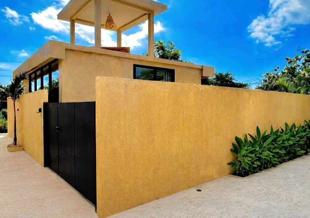 Photo of Outdoor in Mushroom Bay