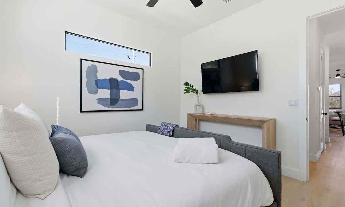 Photo of Bedroom in Ballast Point