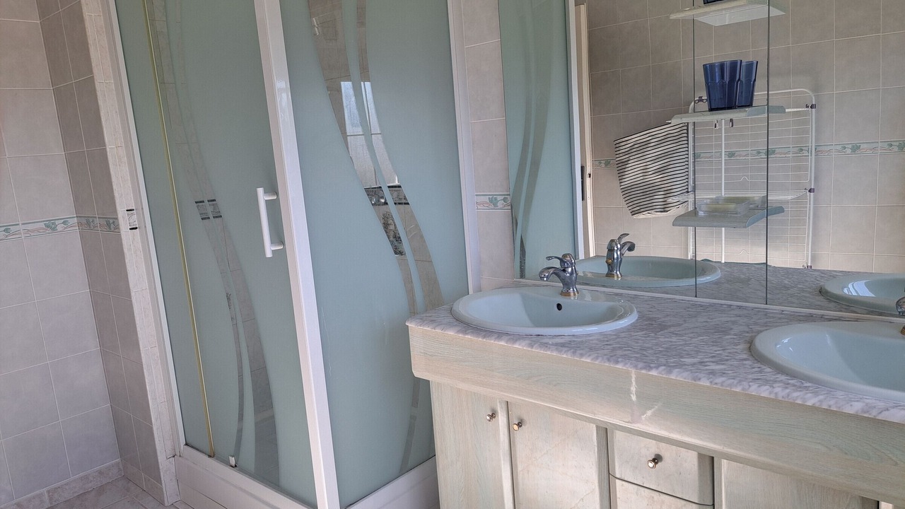Photo of Bathroom in Fort-Mahon-Plage