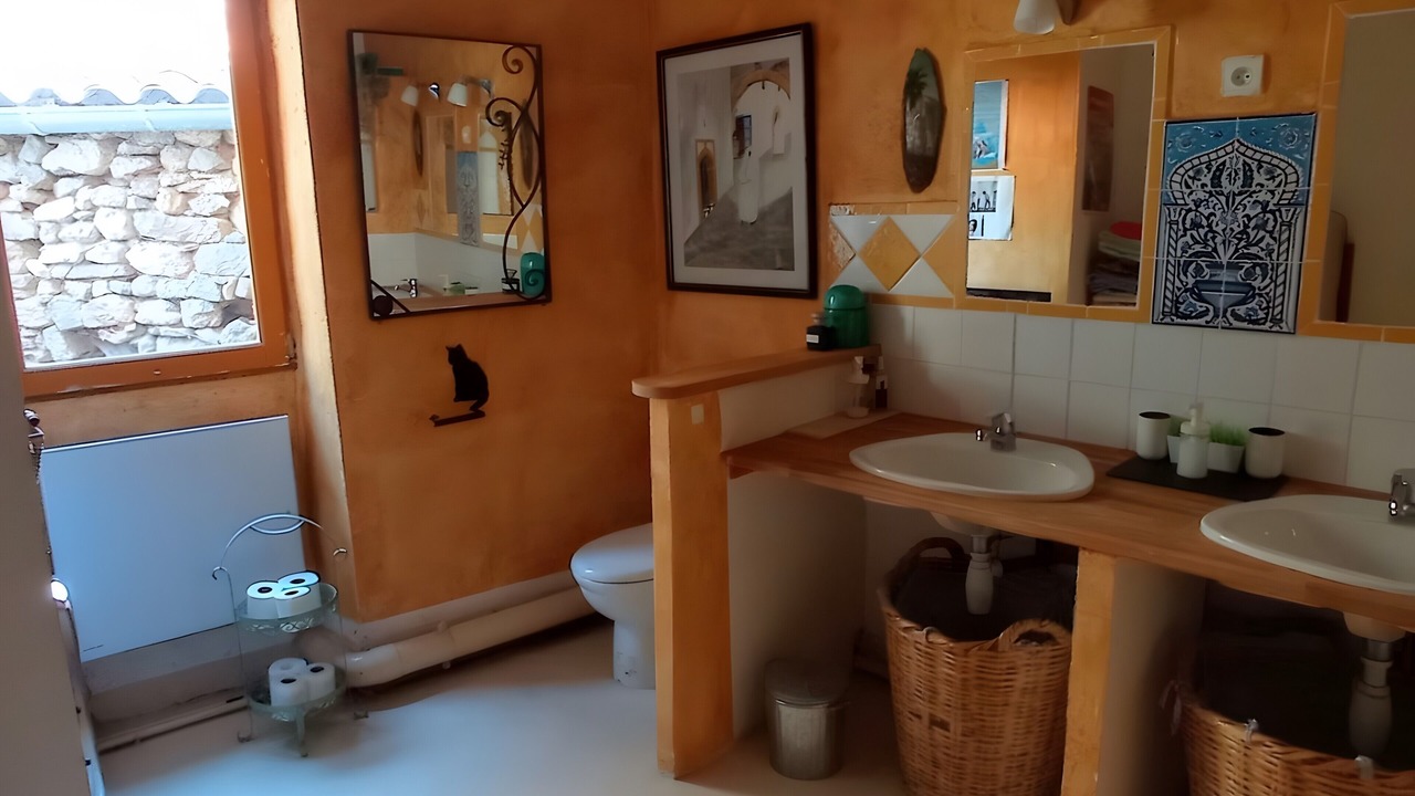 Photo of Bathroom in Brujas