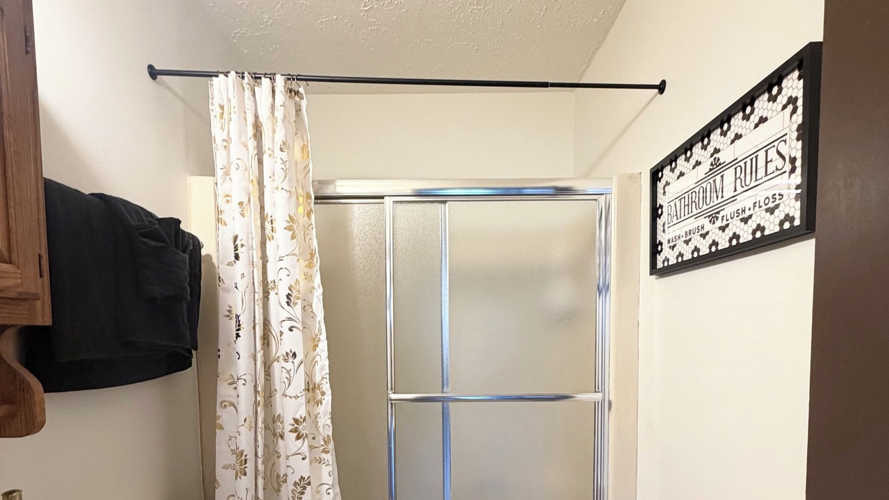 Photo of Bathroom in Skyland