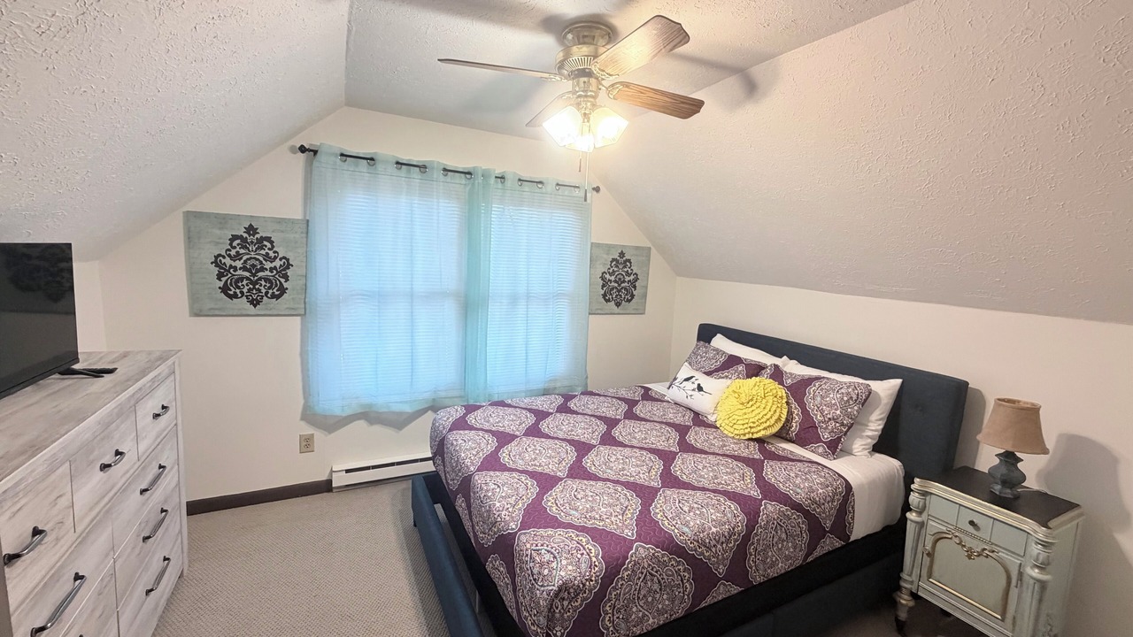 Photo of Bedroom in Skyland